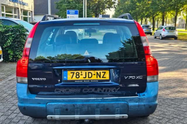 Volvo V70 (2002) thumbnail 4