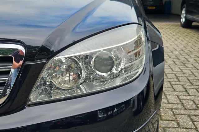 Mercedes-Benz C-Klasse (2010) thumbnail 3