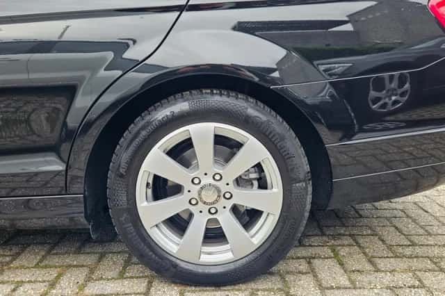 Mercedes-Benz C-Klasse (2010) thumbnail 4