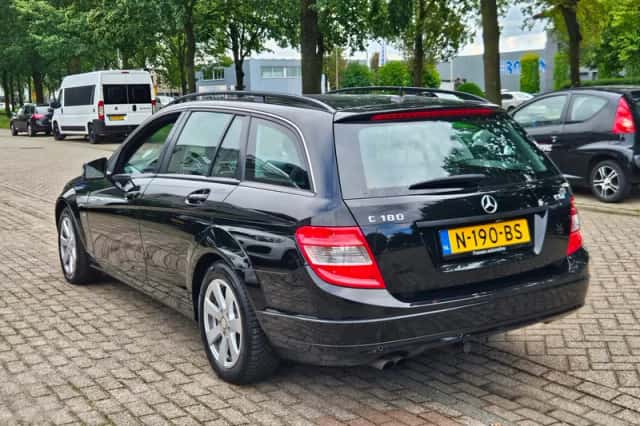 Mercedes-Benz C-Klasse (2010) thumbnail 6