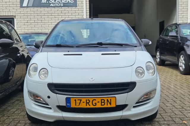 Smart ForFour (2005) thumbnail 2