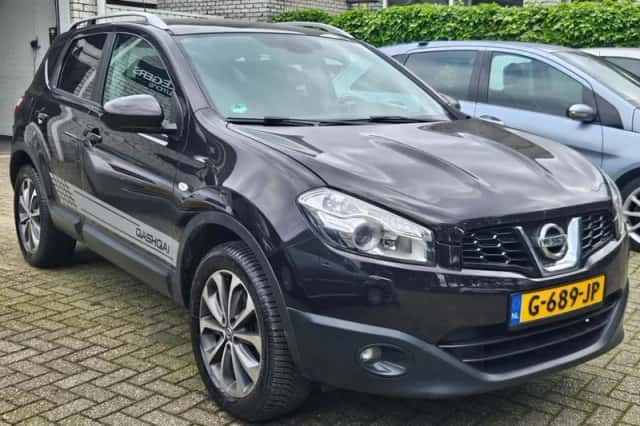 Nissan Qashqai (2012) thumbnail 2