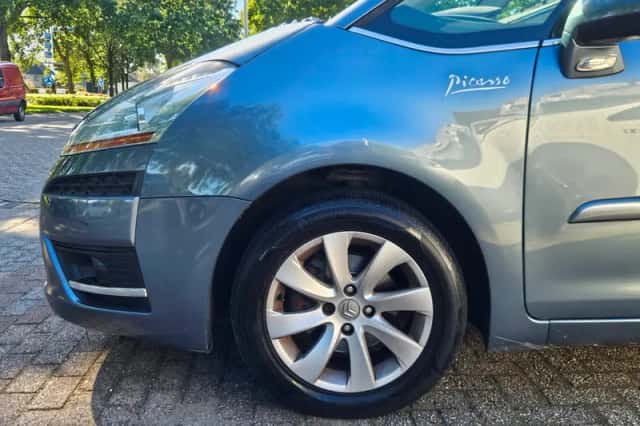 Citroën Grand C4 Picasso (2009) thumbnail 2