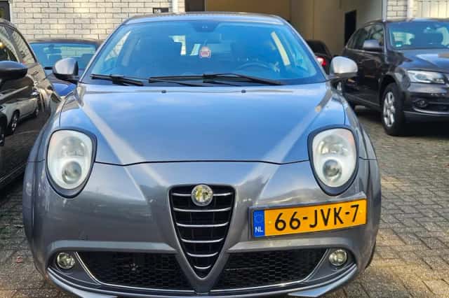 Alfa Romeo MiTo (2009) thumbnail 2