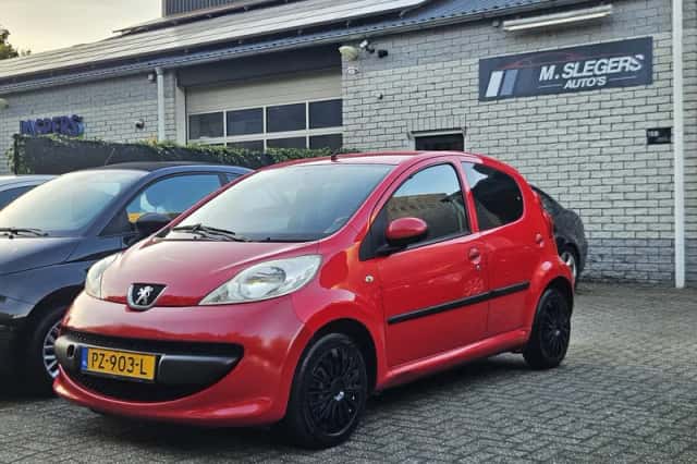 Peugeot 107 (2008) thumbnail 1