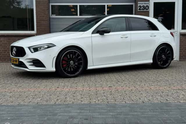 Mercedes-Benz A-Klasse (2018) thumbnail 1