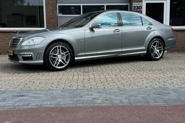 Mercedes-Benz S-Klasse (2011) thumbnail 1