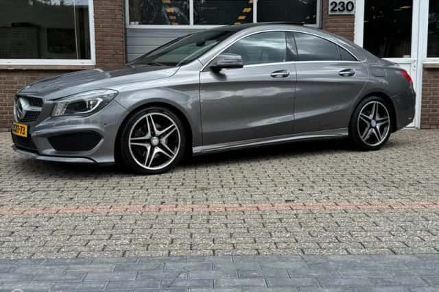 Mercedes-Benz CLA-Klasse (2013) thumbnail 1