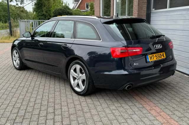 Audi A6 (2012) thumbnail 3