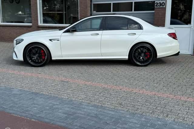Mercedes-Benz E-Klasse (2019) thumbnail 2