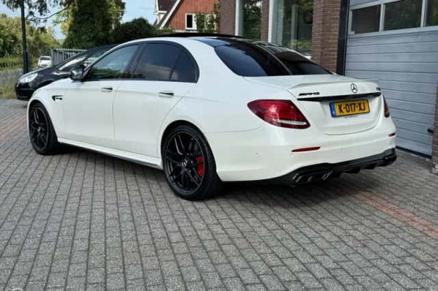 Mercedes-Benz E-Klasse (2019) thumbnail 3