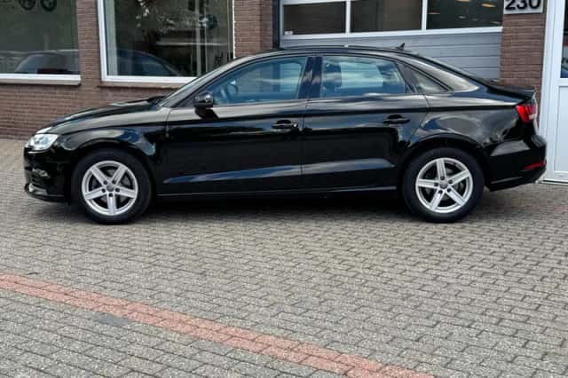 Audi A3 (2019) thumbnail 2