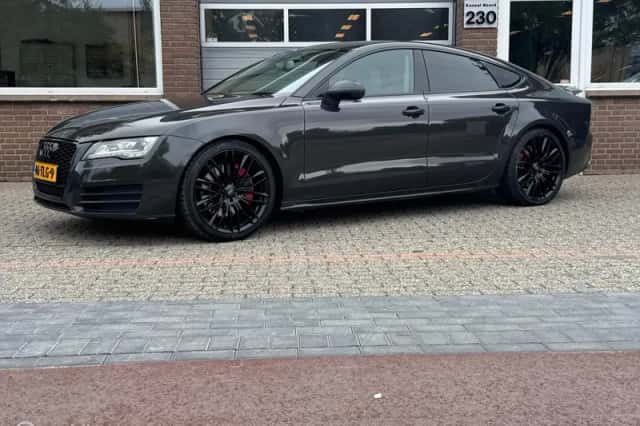 Audi A7 (2010) thumbnail 1