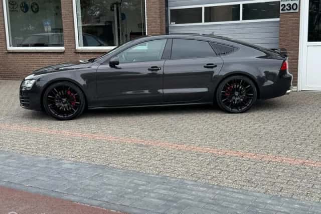 Audi A7 (2010) thumbnail 2