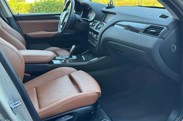 BMW X3 (2014) thumbnail 6