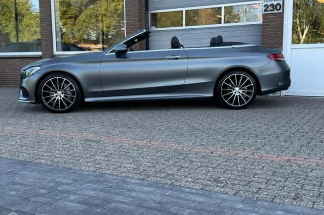 Mercedes-Benz C-Klasse (2016) thumbnail 2