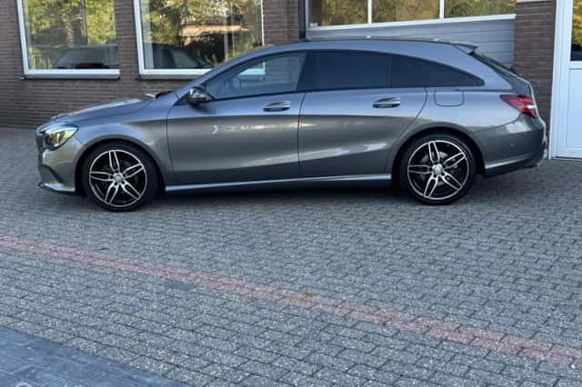 Mercedes-Benz CLA-Klasse (2017) thumbnail 2