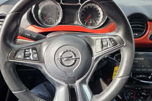 Opel Adam (2013) thumbnail 5