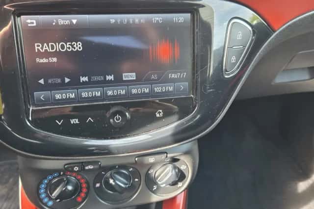 Opel Adam (2013) thumbnail 6