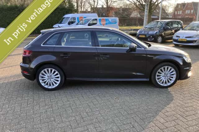 Audi A3 (2015) thumbnail 5