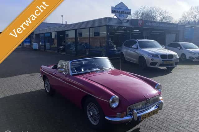 MG MGB (1979) thumbnail 4