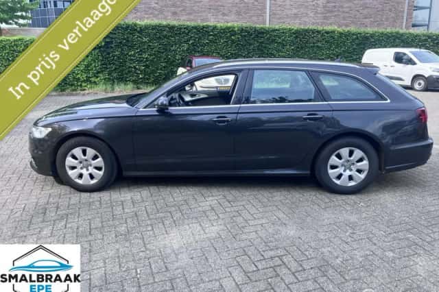 Audi A6 (2015) thumbnail 2