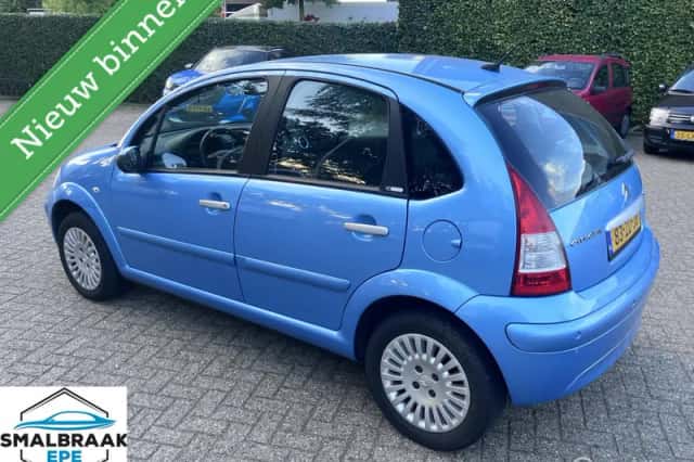 Citroën C3 (2008) thumbnail 3