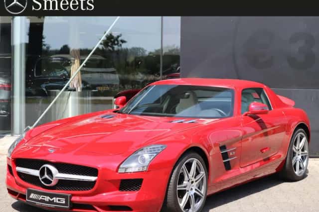 Mercedes-Benz SLS (2010) thumbnail 1