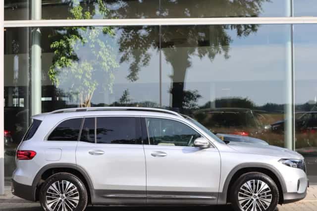 Mercedes-Benz EQB (2026) thumbnail 5