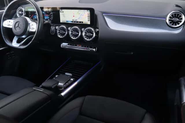 Mercedes-Benz GLA-Klasse (2021) thumbnail 3