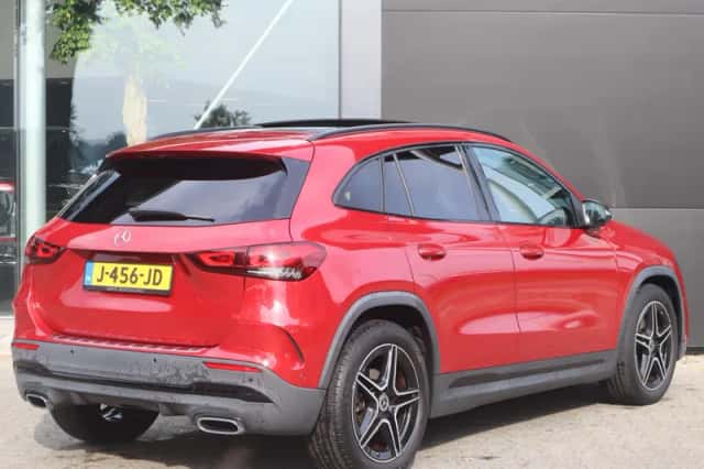 Mercedes-Benz GLA-Klasse (2020) thumbnail 2