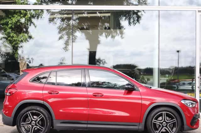 Mercedes-Benz GLA-Klasse (2020) thumbnail 4