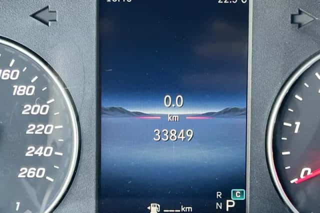 Mercedes-Benz Vito (2024) thumbnail 4