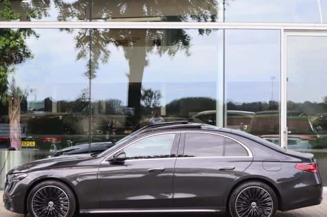 Mercedes-Benz E-Klasse (2024) thumbnail 4