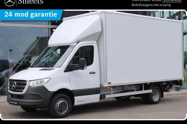 Mercedes-Benz Sprinter (2026) thumbnail 1