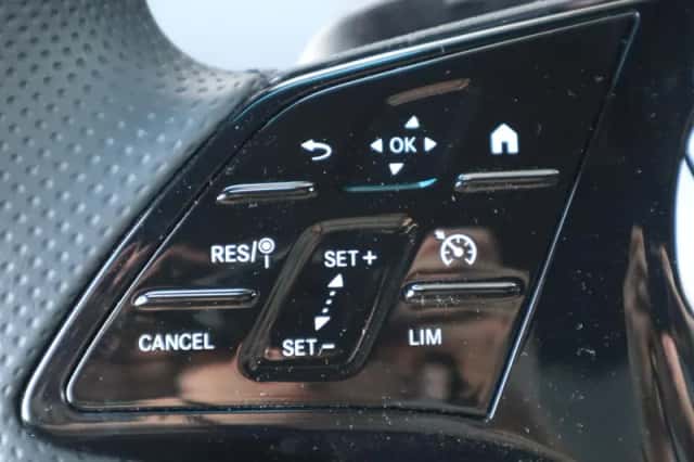 Mercedes-Benz Sprinter (2026) thumbnail 3