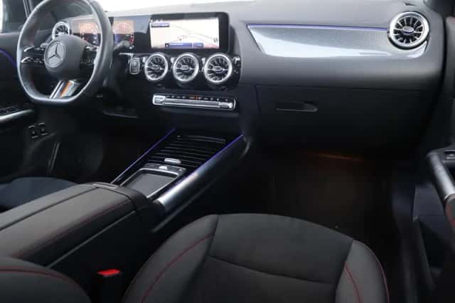 Mercedes-Benz GLA-Klasse (2024) thumbnail 3