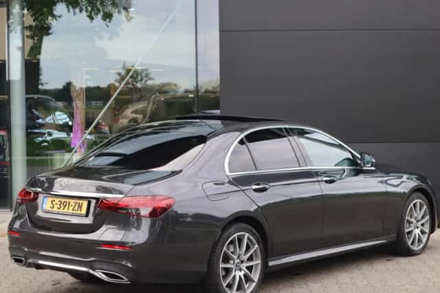 Mercedes-Benz E-Klasse (2023) thumbnail 2