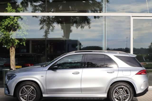 Mercedes-Benz GLE-Klasse (2025) thumbnail 4