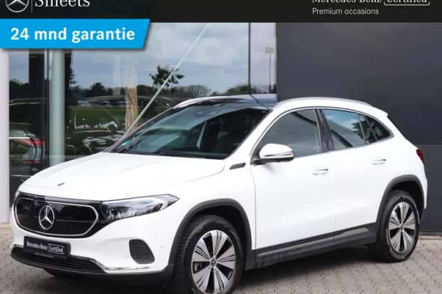 Mercedes-Benz EQA (2021) thumbnail 1