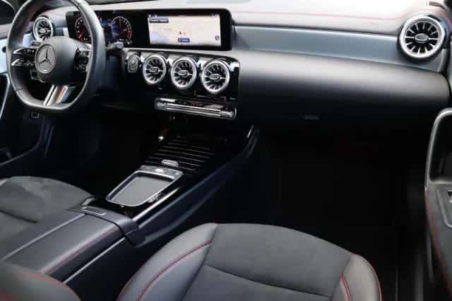 Mercedes-Benz CLA-Klasse (2024) thumbnail 3