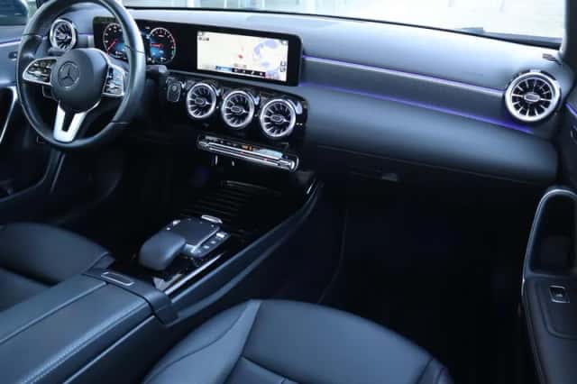 Mercedes-Benz A-Klasse (2021) thumbnail 3