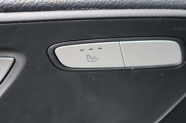 Mercedes-Benz Vito (2024) thumbnail 4