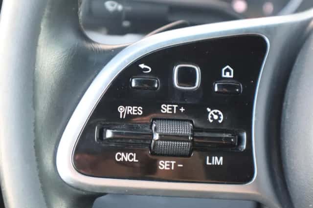 Mercedes-Benz Sprinter (2020) thumbnail 5