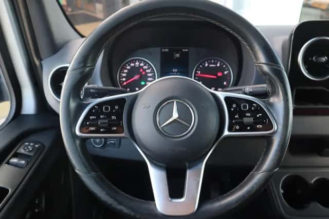 Mercedes-Benz Sprinter (2020) thumbnail 6