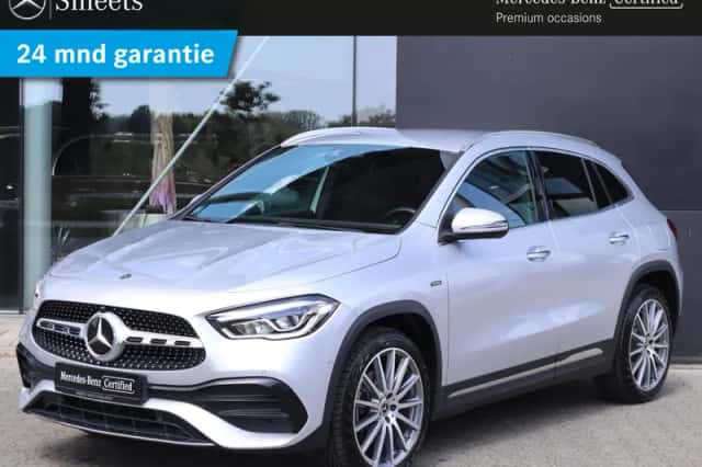 Mercedes-Benz GLA-Klasse (2021) thumbnail 1
