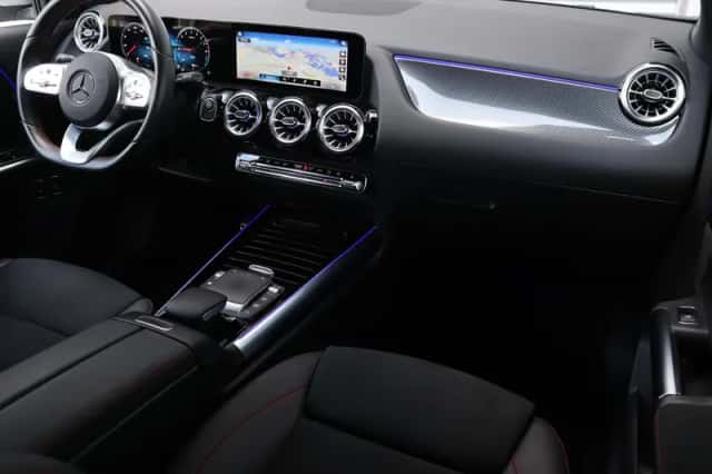 Mercedes-Benz GLA-Klasse (2021) thumbnail 3