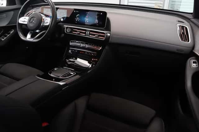 Mercedes-Benz EQC (2020) thumbnail 3