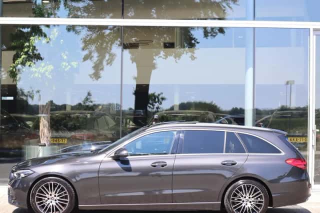 Mercedes-Benz C-Klasse (2022) thumbnail 4