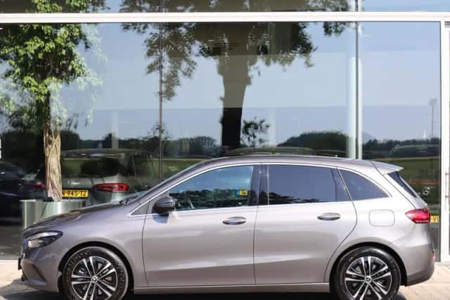 Mercedes-Benz B-Klasse (2024) thumbnail 4